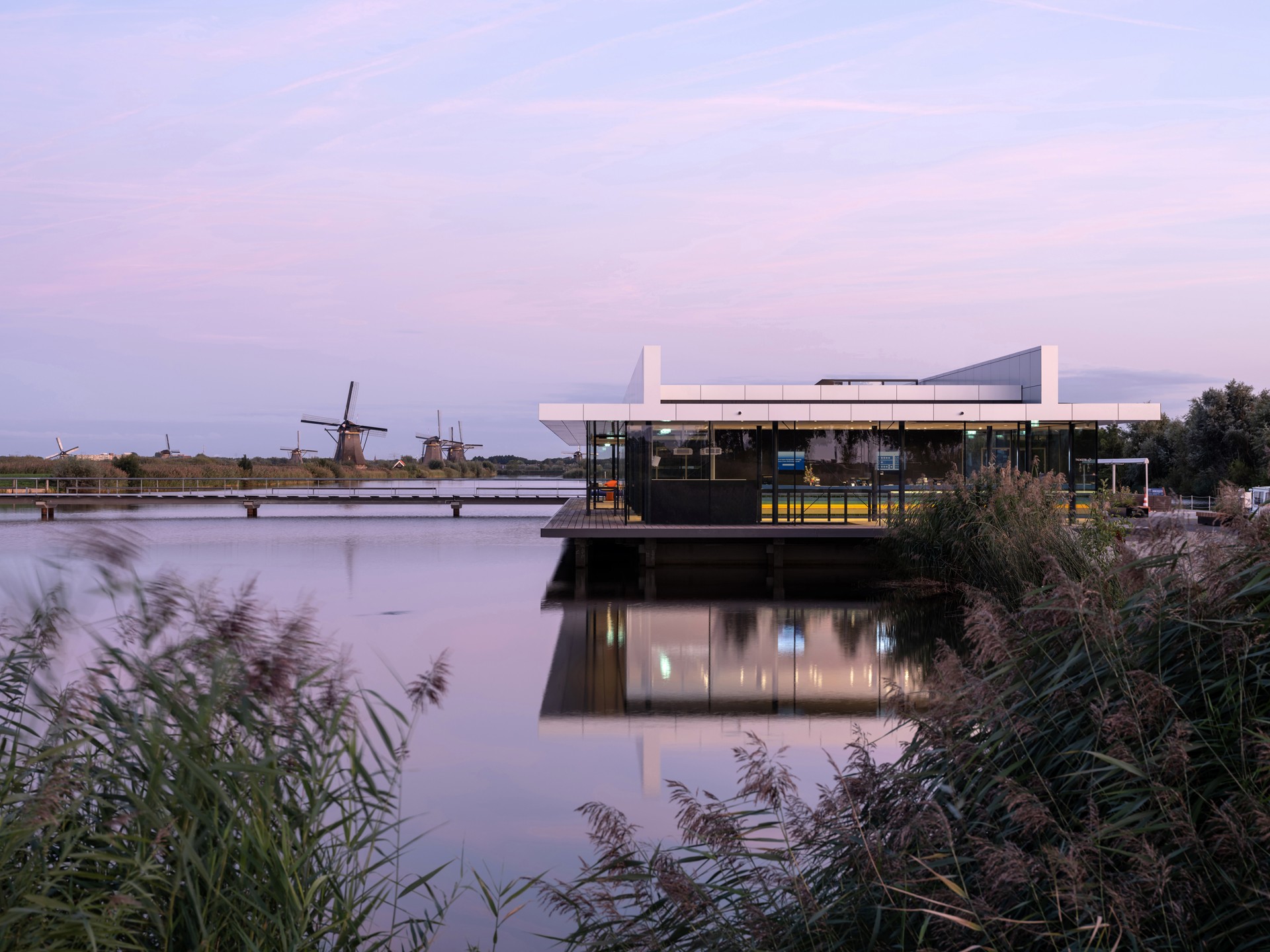 Bezoekerscentrum Unesco Werelderfgoed Kinderdijk - Hoofdfoto