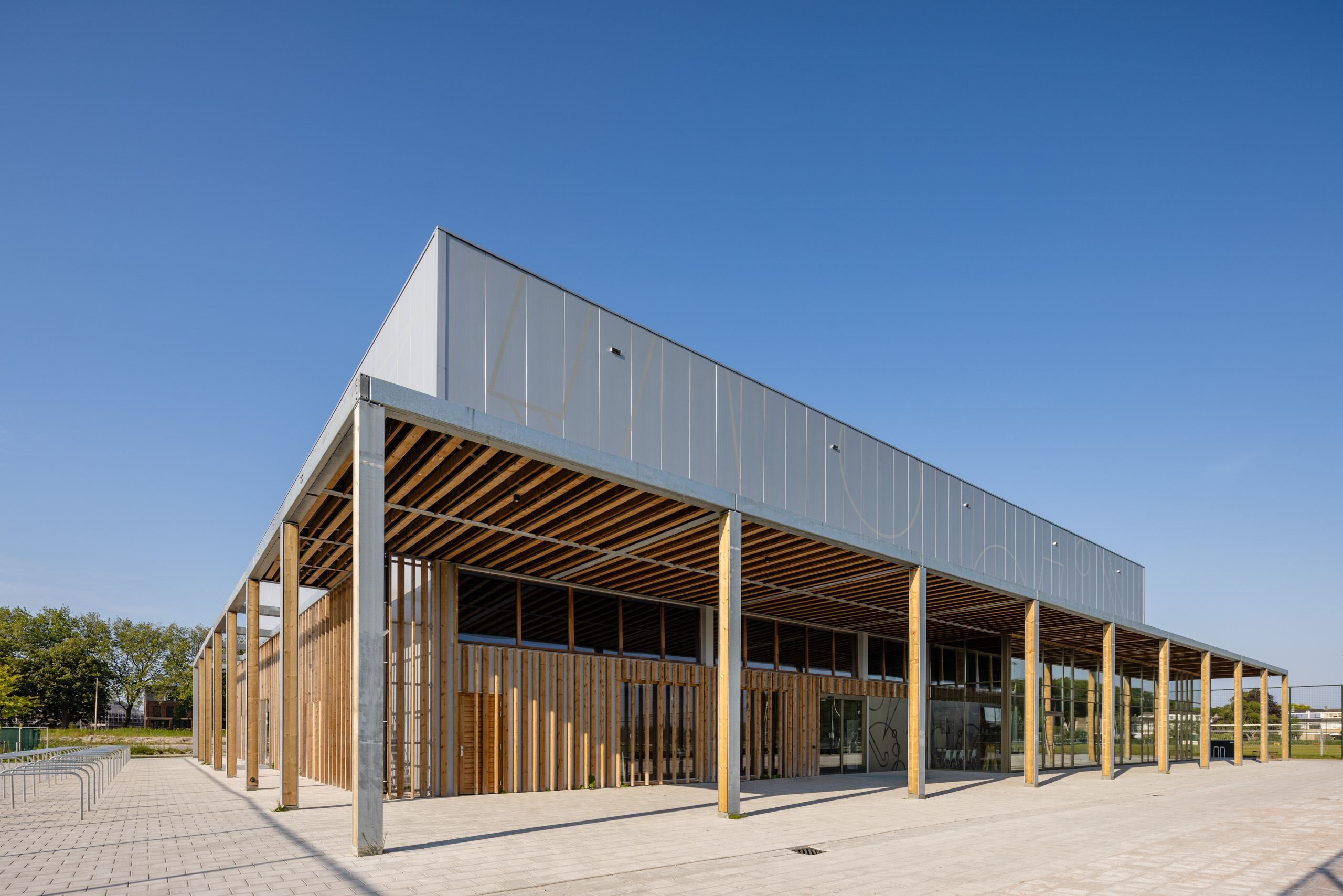 Circulaire sporthal Bredius - Hoofdfoto