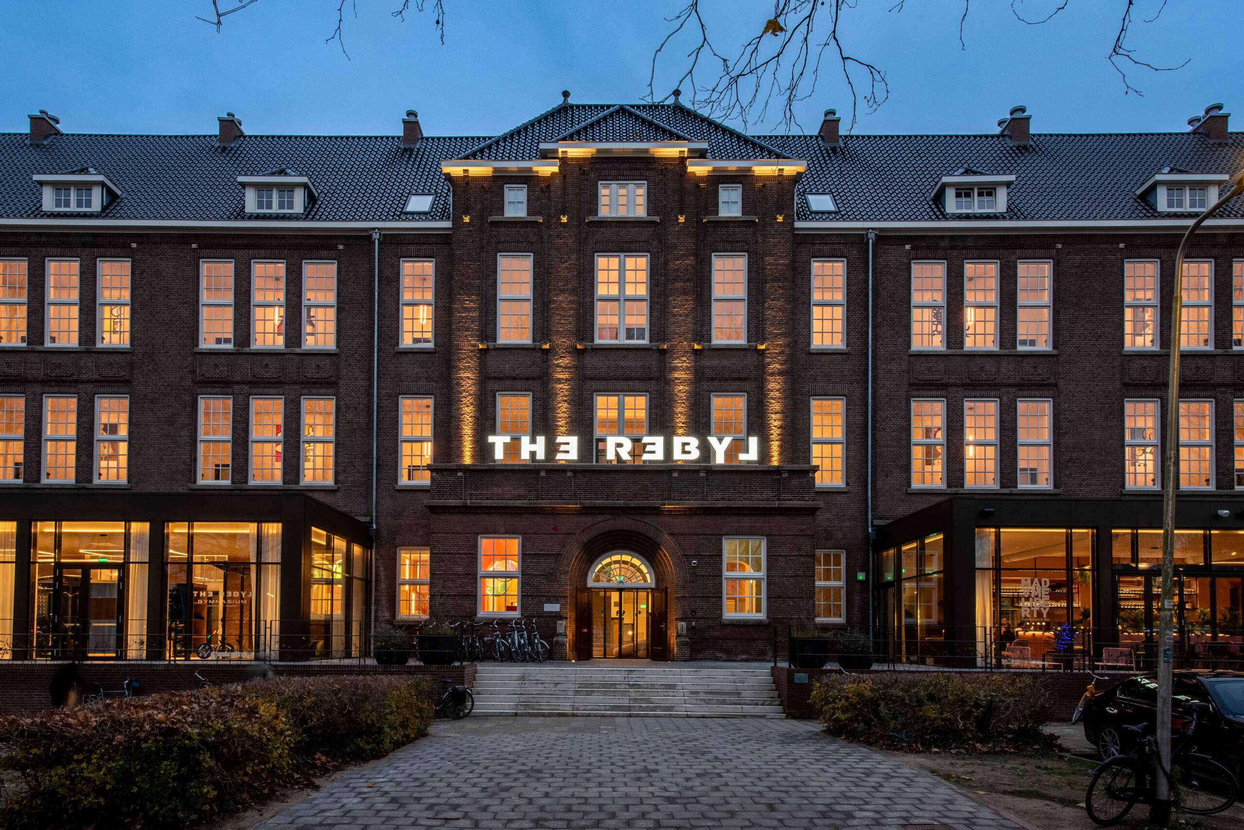 The Rebyl - Hoofdfoto
